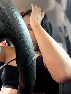 Arilw online show from November 24, 2025, 3:12 pm