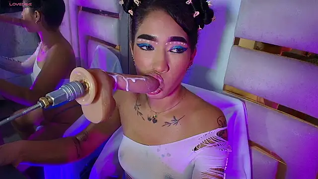 Snapshot of baby_naughty1_ chatting on March 18, 2026, 7:00 am baby naughty1 online show from March 18, 2026, 7:00 am