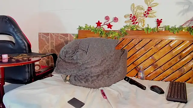 Snapshot of Scarlett_diaz17 chatting on December 19, 2024, 2:57 pm Scarlett diaz17 online show from December 19, 2024, 2:57 pm