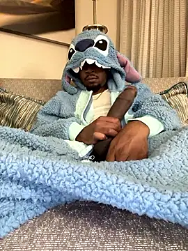 Snapshot of MobyDxck chatting on December 2, 2024, 6:20 am MobyDxck online show from December 2, 2024, 6:20 am