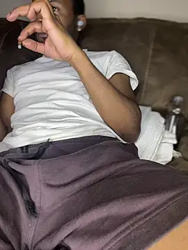 Snapshot of MobyDxck chatting on March 3, 2025, 12:48 am MobyDxck online show from March 3, 2025, 12:48 am