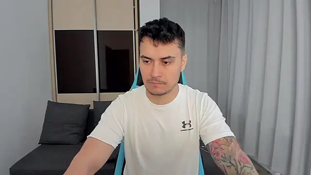 Snapshot of MatMalonne chatting on March 15, 2026, 7:25 am MatMalonne online show from March 15, 2026, 7:25 am