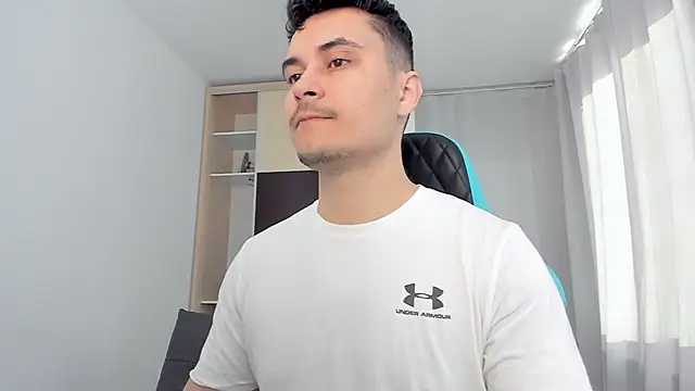 Snapshot of MatMalonne chatting on March 17, 2026, 5:44 am MatMalonne online show from March 17, 2026, 5:44 am