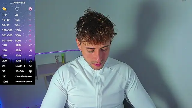 Ares blue online show from October 24, 2025, 1:18 pm