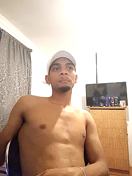 29YOURZ 28  online show from December 11, 2024, 6:31 pm