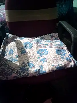 Ralisha Rani online show from October 27, 2025, 7:51 pm