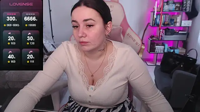 Snapshot of SexyWitch_666 chatting on May 1, 2026, 5:56 am SexyWitch 666 online show from May 1, 2026, 5:56 am