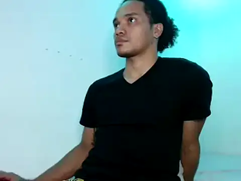 Snapshot of Brett_Black_ chatting on December 3, 2024, 9:01 pm Brett Black online show from December 3, 2024, 9:01 pm