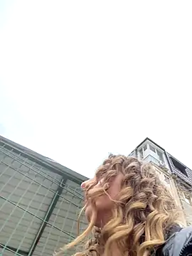 Snapshot of Daisyforyou chatting on December 3, 2024, 12:06 pm Daisyforyou online show from December 3, 2024, 12:06 pm