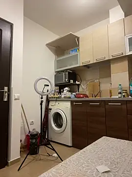 Snapshot of Daisyforyou chatting on December 21, 2024, 4:52 am Daisyforyou online show from December 21, 2024, 4:52 am