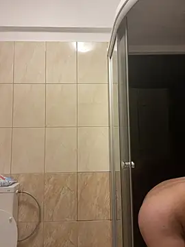 Snapshot of Daisyforyou chatting on January 4, 2025, 11:06 pm Daisyforyou online show from January 4, 2025, 11:06 pm