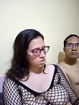 couple orgasm online show from October 9, 2025, 12:19 am