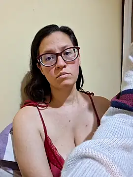 couple orgasm online show from November 7, 2025, 4:34 am