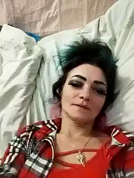 SweetLeila40 online show from January 7, 2025, 1:17 am