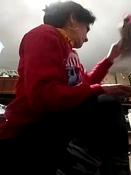 Snapshot of SweetLeila40 chatting on February 5, 2026, 1:10 am SweetLeila40 online show from February 5, 2026, 1:10 am