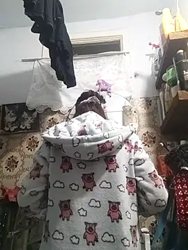 Snapshot of SweetLeila40 chatting on February 18, 2026, 11:33 pm SweetLeila40 online show from February 18, 2026, 11:33 pm