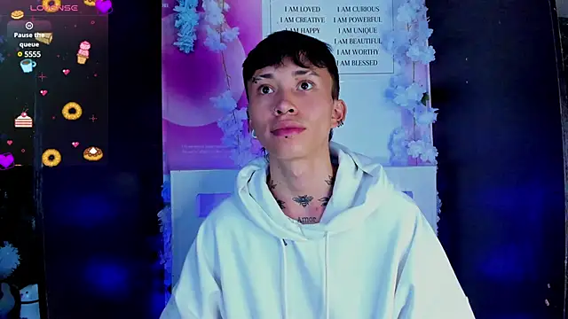 Snapshot of juniior_2311_ chatting on February 15, 2025, 7:28 pm juniior 2311  online show from February 15, 2025, 7:28 pm