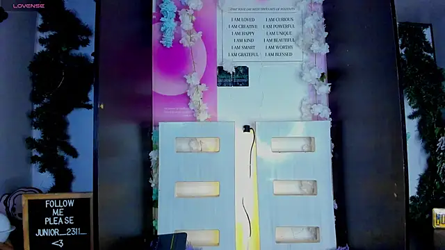 Snapshot of juniior_2311_ chatting on February 17, 2025, 10:03 pm juniior 2311  online show from February 17, 2025, 10:03 pm