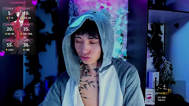 Snapshot of juniior_2311_ chatting on February 28, 2025, 1:47 pm juniior 2311  online show from February 28, 2025, 1:47 pm