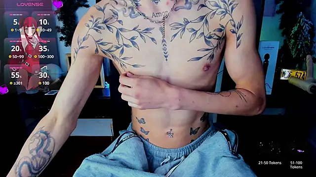 Snapshot of juniior_2311_ chatting on March 5, 2025, 3:40 pm juniior 2311  online show from March 5, 2025, 3:40 pm