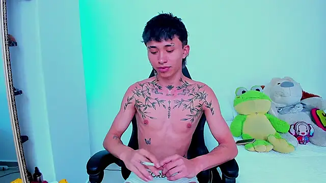 Snapshot of juniior_2311_ chatting on October 30, 2025, 7:14 pm juniior 2311  online show from October 30, 2025, 7:14 pm