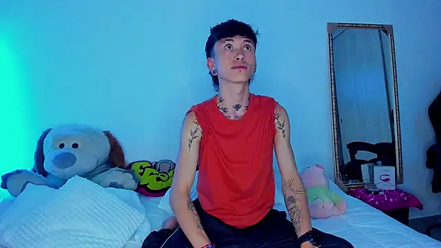 Snapshot of juniior_2311_ chatting on December 4, 2025, 11:46 pm juniior 2311 online show from December 4, 2025, 11:46 pm