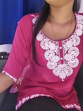 yhona darling online show from June 29, 2026, 11:54 am