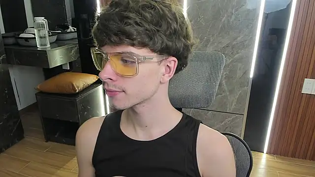 calvin love you online show from May 23, 2026, 4:33 pm