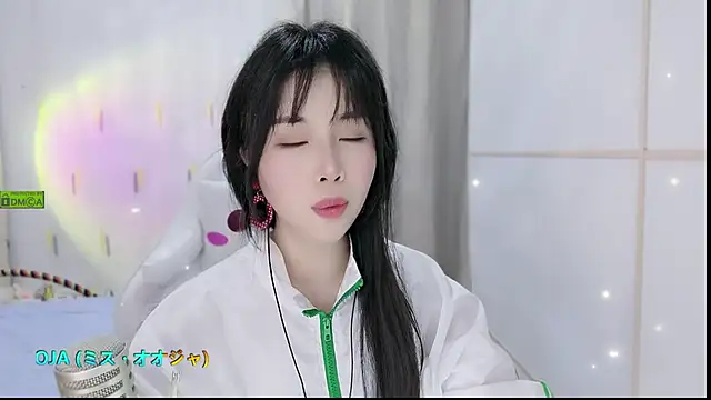 Snapshot of HK_angelchloe chatting on September 24, 2025, 2:04 am HK angelchloe online show from September 24, 2025, 2:04 am