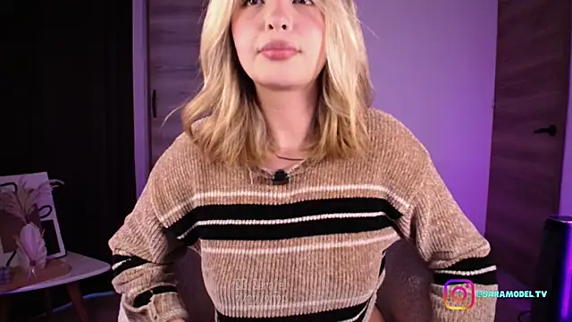 Snapshot of Odett_ chatting on February 7, 2026, 11:08 pm Odett online show from February 7, 2026, 11:08 pm