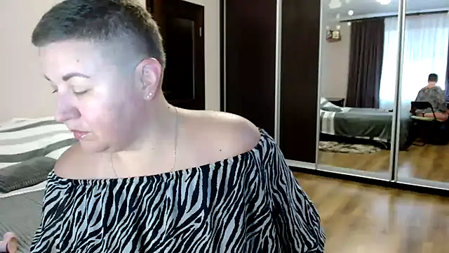 Snapshot of Annet1912 chatting on October 28, 2025, 12:30 pm Annet1912 online show from October 28, 2025, 12:30 pm