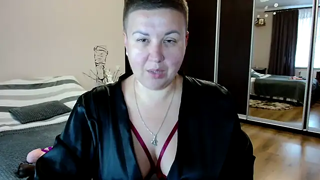 Snapshot of Annet1912 chatting on October 29, 2025, 10:17 am Annet1912 online show from October 29, 2025, 10:17 am