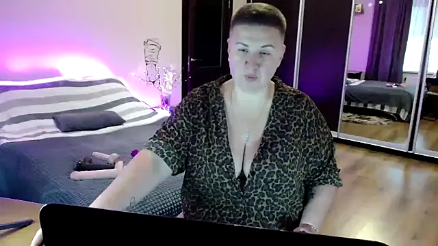 Snapshot of Annet1912 chatting on November 7, 2025, 12:16 pm Annet1912 online show from November 7, 2025, 12:16 pm