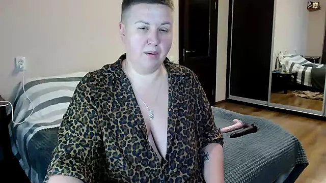 Snapshot of Annet1912 chatting on November 9, 2025, 10:35 am Annet1912 online show from November 9, 2025, 10:35 am