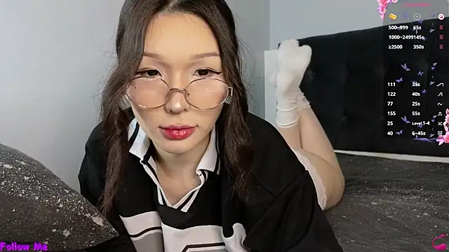 Snapshot of Rin_Aooki chatting on September 13, 2025, 1:55 pm Rin Aooki online show from September 13, 2025, 1:55 pm