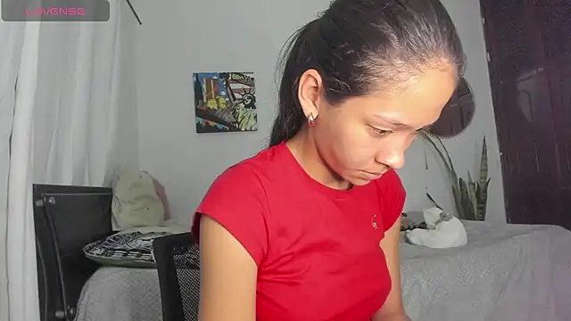 Sophie sweett19 online show from November 6, 2025, 11:26 pm