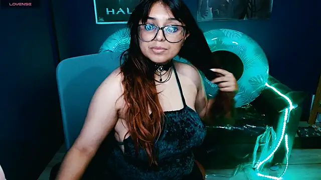 Snapshot of X_CHERRY_XX chatting on February 2, 2025, 10:17 pm X CHERRY XX online show from February 2, 2025, 10:17 pm