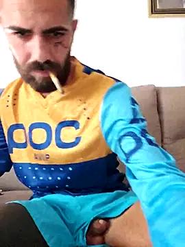 charlye inkkkk online show from October 28, 2025, 1:14 pm