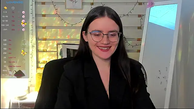 Josephine jo online show from October 16, 2025, 9:05 pm