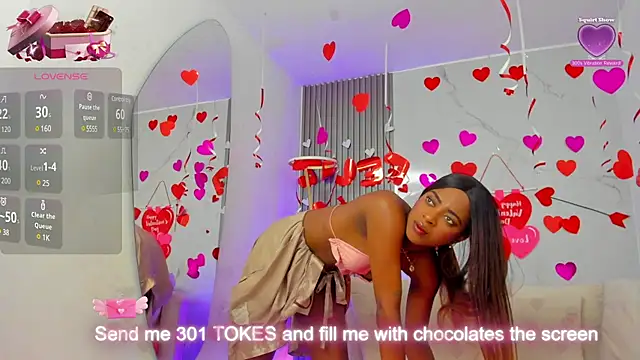 Snapshot of ebonydreams01 chatting on February 19, 2025, 12:00 pm ebonydreams01 online show from February 19, 2025, 12:00 pm