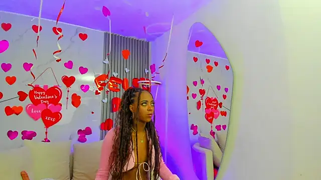 Snapshot of ebonydreams01 chatting on February 22, 2025, 12:08 pm ebonydreams01 online show from February 22, 2025, 12:08 pm