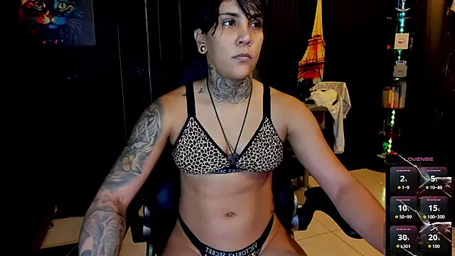 ZhoeStrong online show from October 14, 2025, 10:43 pm