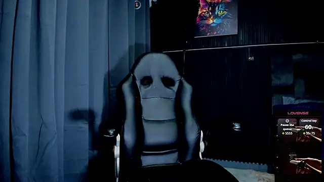 ZhoeStrong online show from November 18, 2025, 7:29 pm