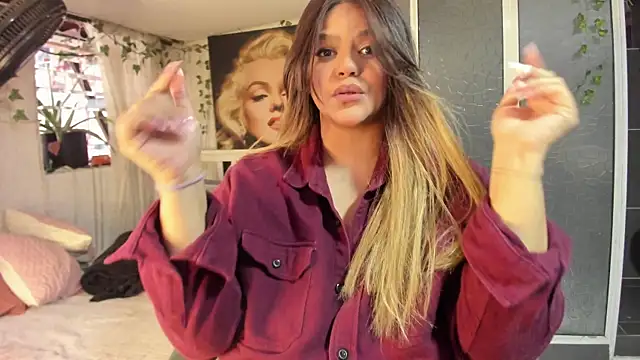 cattleya campbell online show from November 21, 2025, 9:02 pm