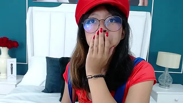 Snapshot of Yommi_Winx chatting on January 18, 2025, 9:55 pm Yommi Winx online show from January 18, 2025, 9:55 pm