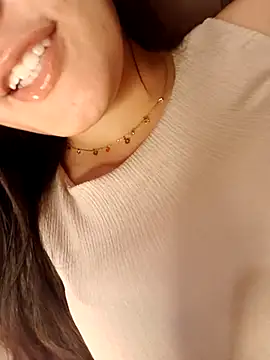 im here- online show from February 20, 2025, 11:43 pm