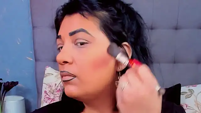 AmyCubes online show from February 7, 2025, 7:07 am