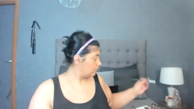 AmyCubes online show from September 13, 2025, 4:01 am