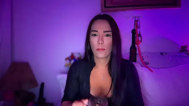 Snapshot of mistresslaviniabr chatting on January 5, 2026, 8:01 pm mistresslaviniabr online show from January 5, 2026, 8:01 pm