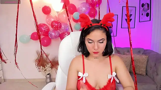 Snapshot of kendaall_jenner_ chatting on December 6, 2024, 4:03 am kendaall jenner online show from December 6, 2024, 4:03 am